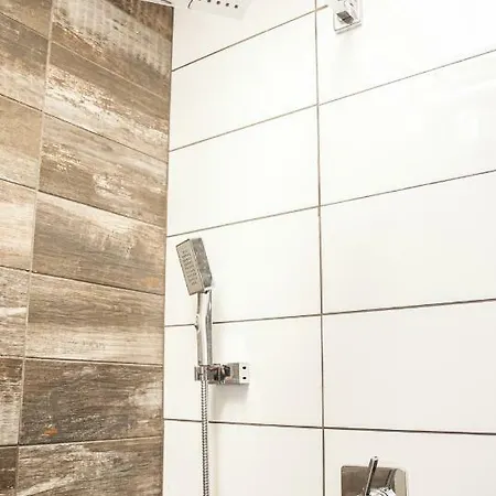 Secret Loft, 2min Walk From The Beach. High Tech! Apartment Chania (Crete)